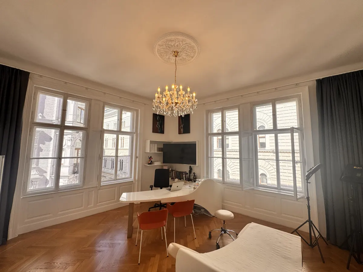 Ordinationsraum von Dr. Sporn in der Rosengasse, Wien Innere Stadt